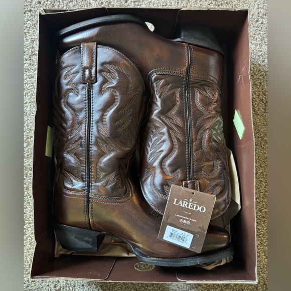BNIB Laredo Men’s Cowboy Boots Leather Size 9.5 Dark Brown Lawton - Picture 1 of 8